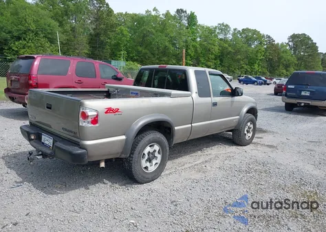 2001 Chevrolet S-10 Ls W/Zr2 z USA, uszkodzony, nr VIN 1GCCT19W618149436
